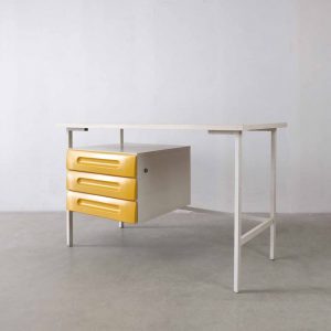 "Gwinner" Schreibtisch