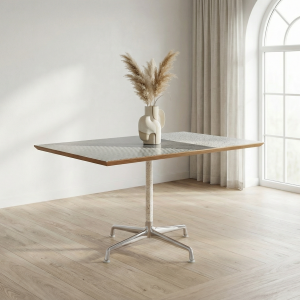 "Eames" Tisch